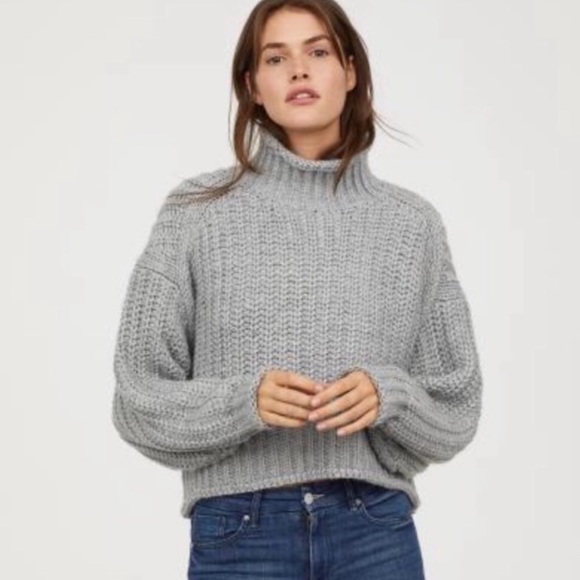 H&M Sweaters - H&M Ribbed Turtleneck Sweater